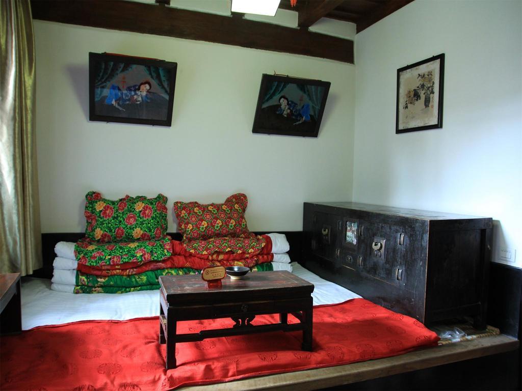Pingyao Yiguan Folk Custom Inn Rum bild